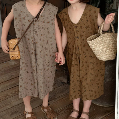 -キッズジャンプスーツ ノースリーブルーズショートつなぎ フラワー花柄プリント 2カラー【mh0006012】 - mamahalo shop - ノースリーブジャンプスーツ -  べビー服 - 子供服 - 男の子 - 女の子