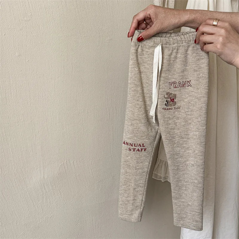 -キッズパンツ レターロゴ象エレファント刺繍レギンスパンツ 2カラー - mamahalo shop - レギンスパンツ -  べビー服 - 子供服 - 男の子 - 女の子