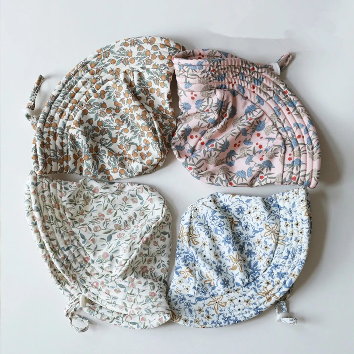 -キッズ帽子 サマーハット 日除け スイミングキャップ プール帽 フラワープリント柄【mh0004661】 - mamahalo shop - ベビー用帽子 -  べビー服 - 子供服 - 男の子 - 女の子