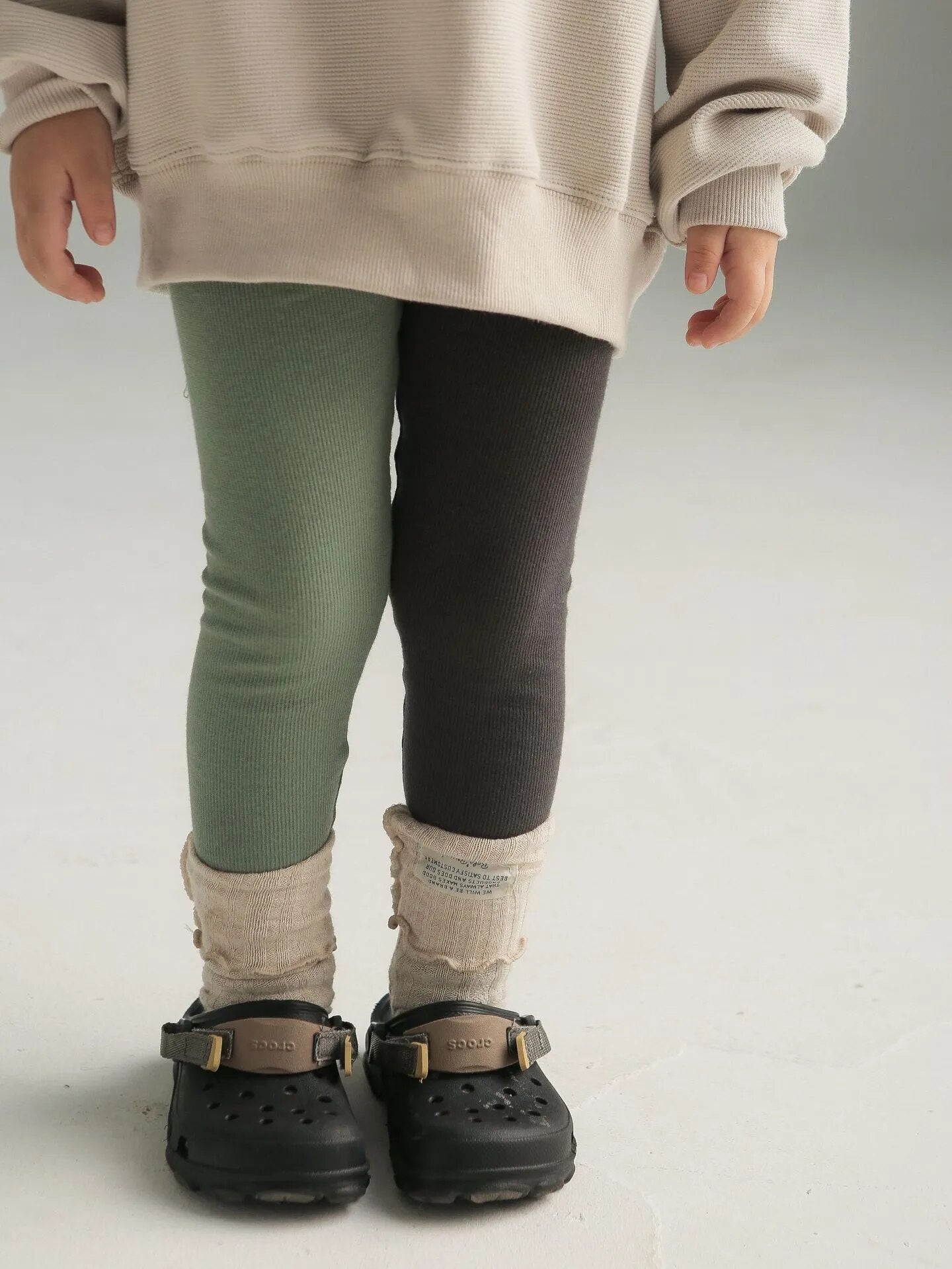 -キッズ レギンスパンツ バイカラー パッチワーク 3カラー ユニセックス 男の子 女の子 子供服 - mamahalo shop - レギンスパンツ -  べビー服 - 子供服 - 男の子 - 女の子