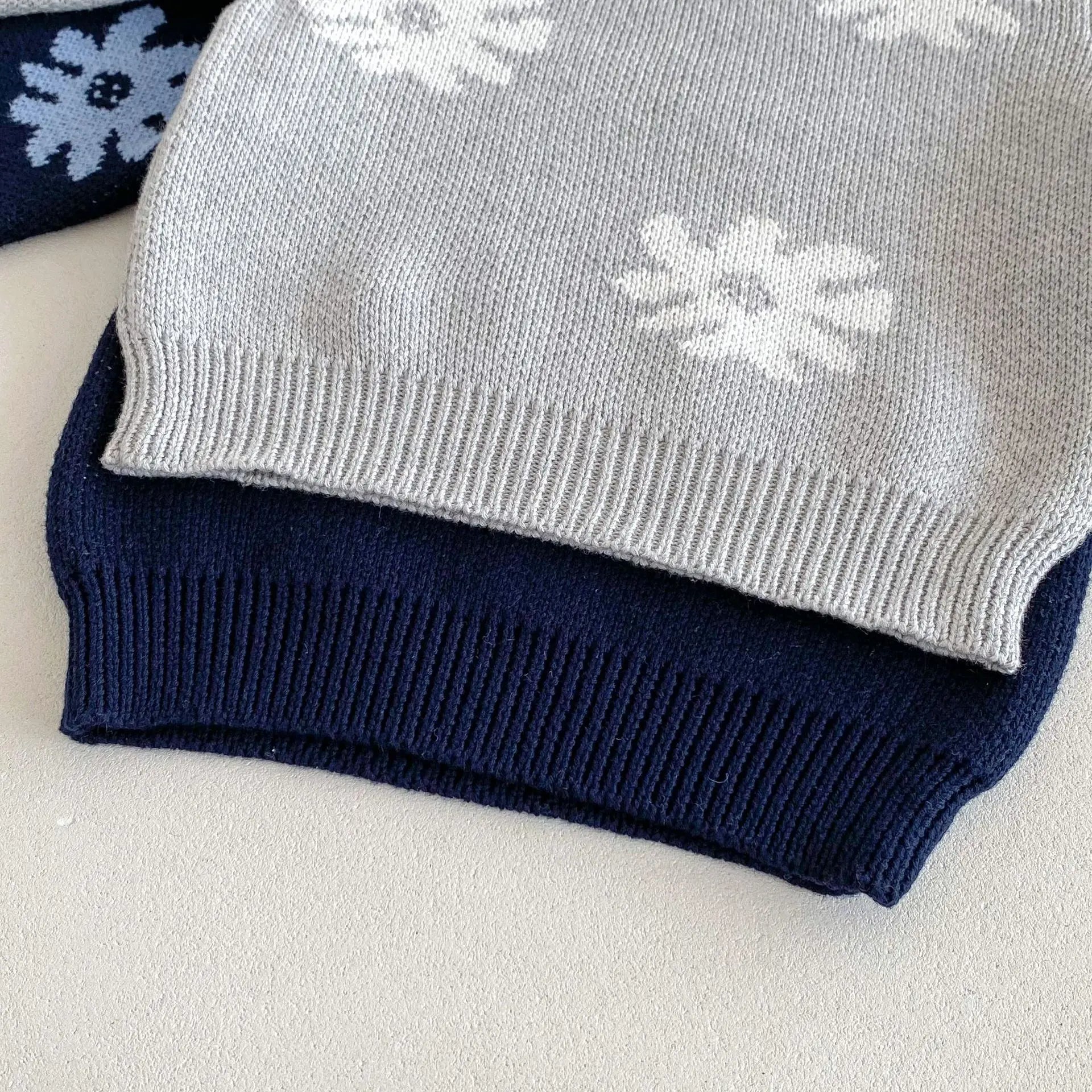 -キッズトップス ニットセーター 北欧風レトロフラワー 2カラー【mh0006652】 - mamahalo shop - ニット・セーター -  べビー服 - 子供服 - 男の子 - 女の子