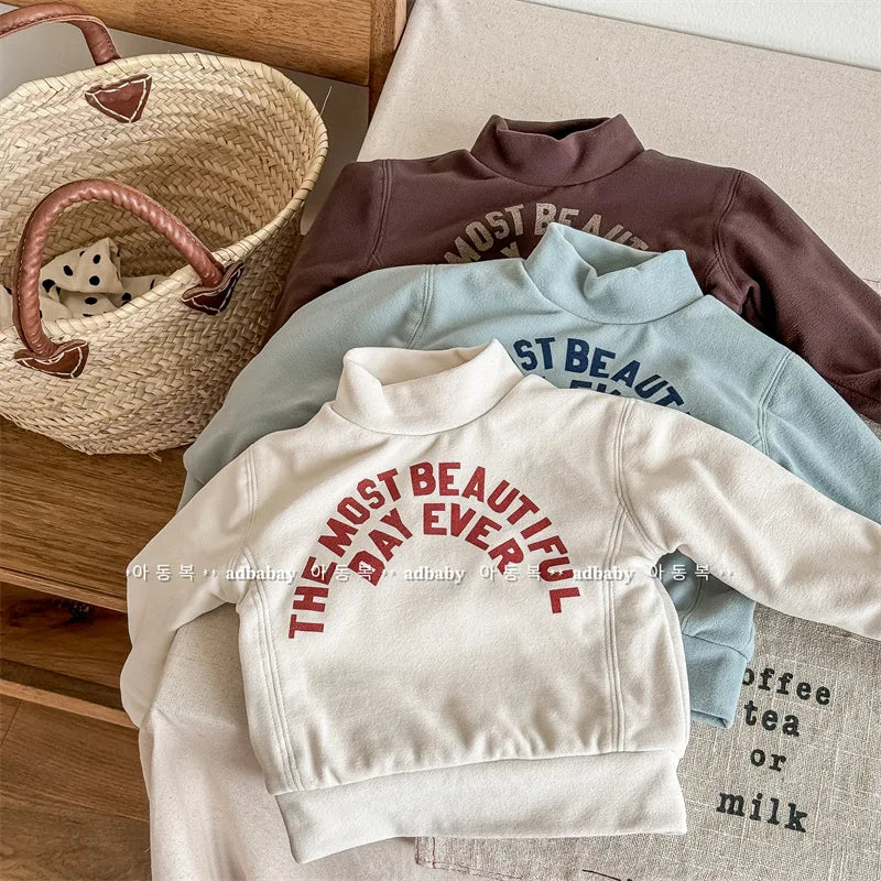 -キッズスウェットシャツ レターロゴプリント ハイネックトップス 裏フリースTシャツ 3カラー ユニセックス 男の子 女の子 子供服 - mamahalo shop - トレーナー・フーディ -  べビー服 - 子供服 - 男の子 - 女の子