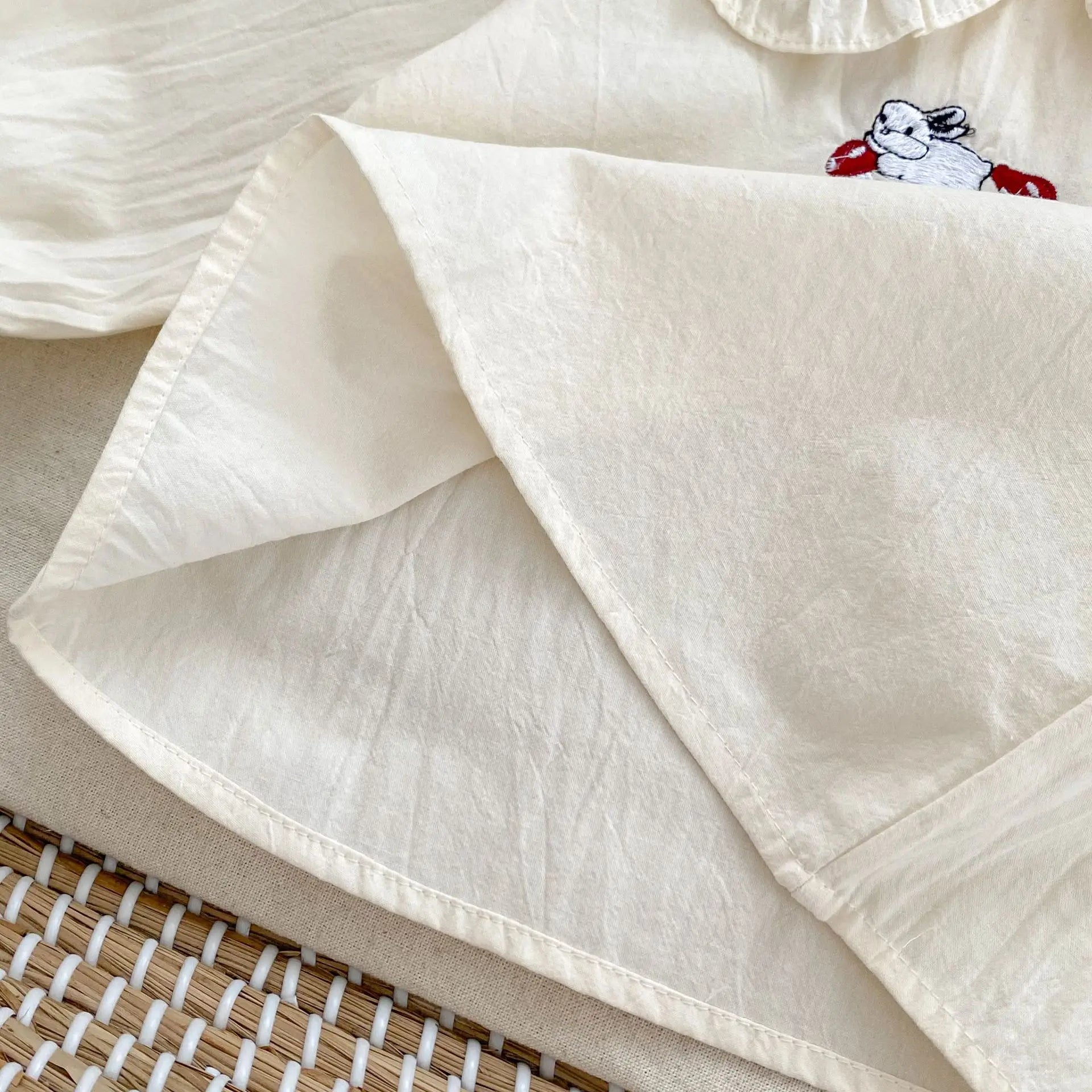 -ベビートップス 長袖ビッグ襟ブラウス きのこうさぎ刺繍【mh0006397】 - mamahalo shop - 長袖シャツ・ブラウス -  べビー服 - 子供服 - 男の子 - 女の子