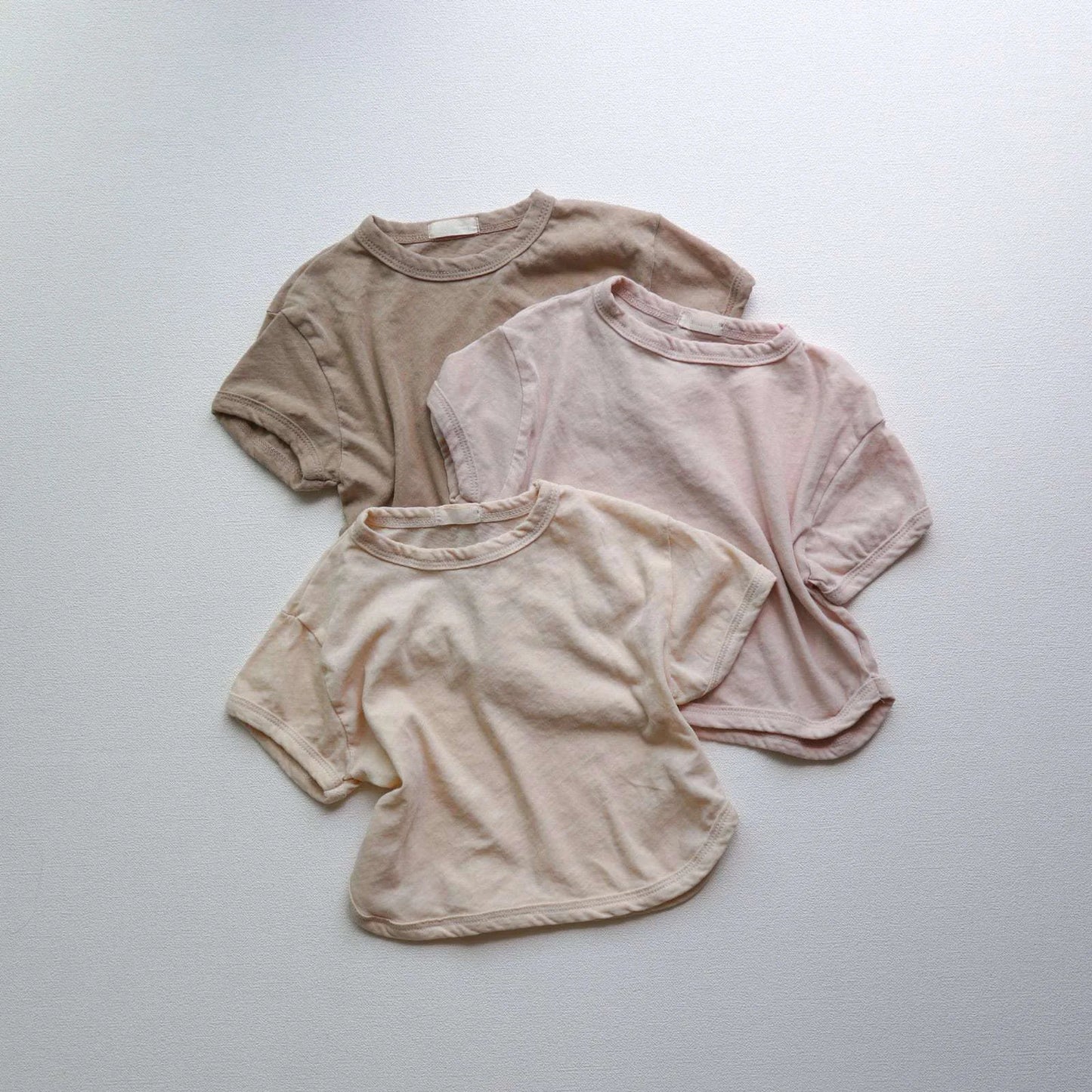 -ベビートップス 半袖Tシャツ くすみカラー シンプルベーシック 3カラー - mamahalo shop - 半袖Tシャツ -  べビー服 - 子供服 - 男の子 - 女の子
