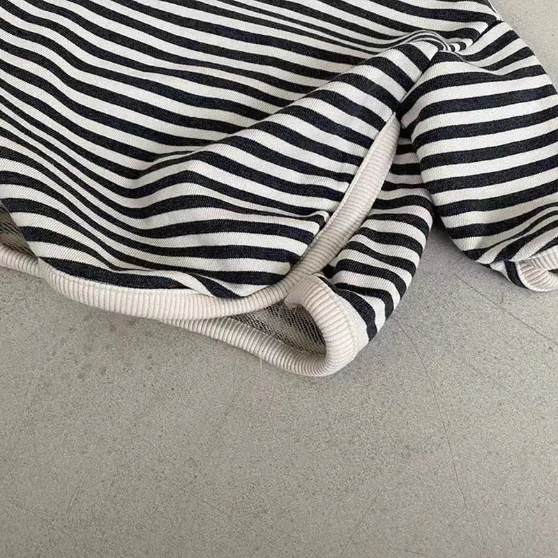 -ベビートップス シンプルベーシック ボーダー 長袖Tシャツ 2カラー【mh0006143】 - mamahalo shop - 長袖Tシャツ -  べビー服 - 子供服 - 男の子 - 女の子