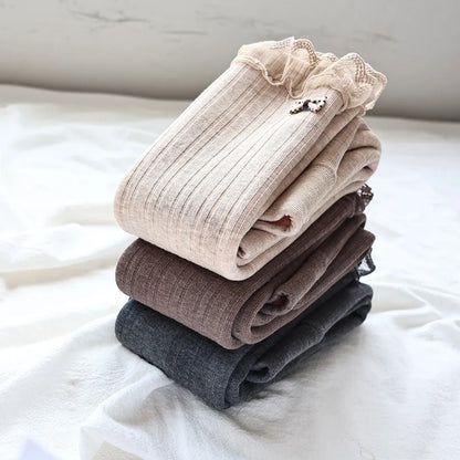 -キッズレギンス 裏ボア 暖パン レギンスパンツ レギパン タイツ リボン レースフリル カーキ グレー ベージュ 3カラー ガールズ 女の子 子供服 - mamahalo shop - レギンスパンツ -  べビー服 - 子供服 - 男の子 - 女の子