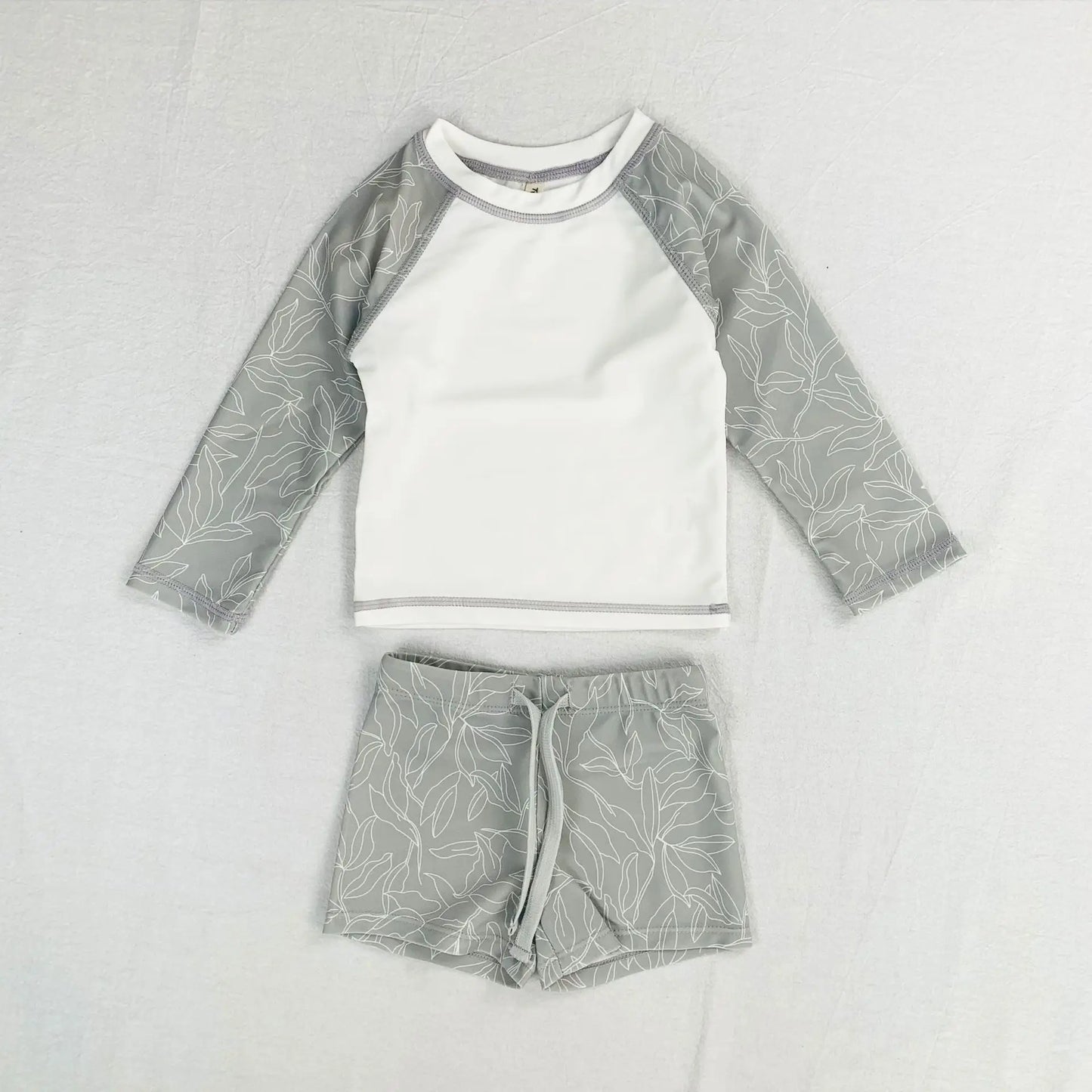 -キッズ水着 ボーイズ 半袖長袖 セパレートラッシュガード  スイムウェア スイミングウェア 帽子セット【mh0004294】 - mamahalo shop - ベビー用水着 -  べビー服 - 子供服 - 男の子 - 女の子