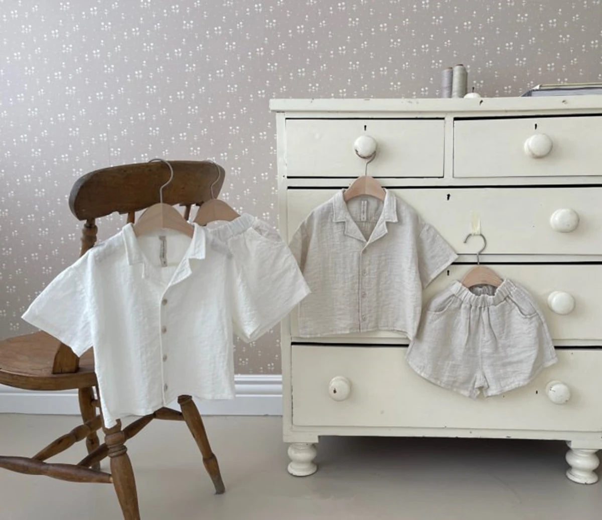 -☺︎ ベビーセットアップ 2点セット 半袖サファリシャツ+ショートパンツ シンプルベーシック 2カラー - mamahalo shop - 半袖セットアップ -  べビー服 - 子供服 - 男の子 - 女の子