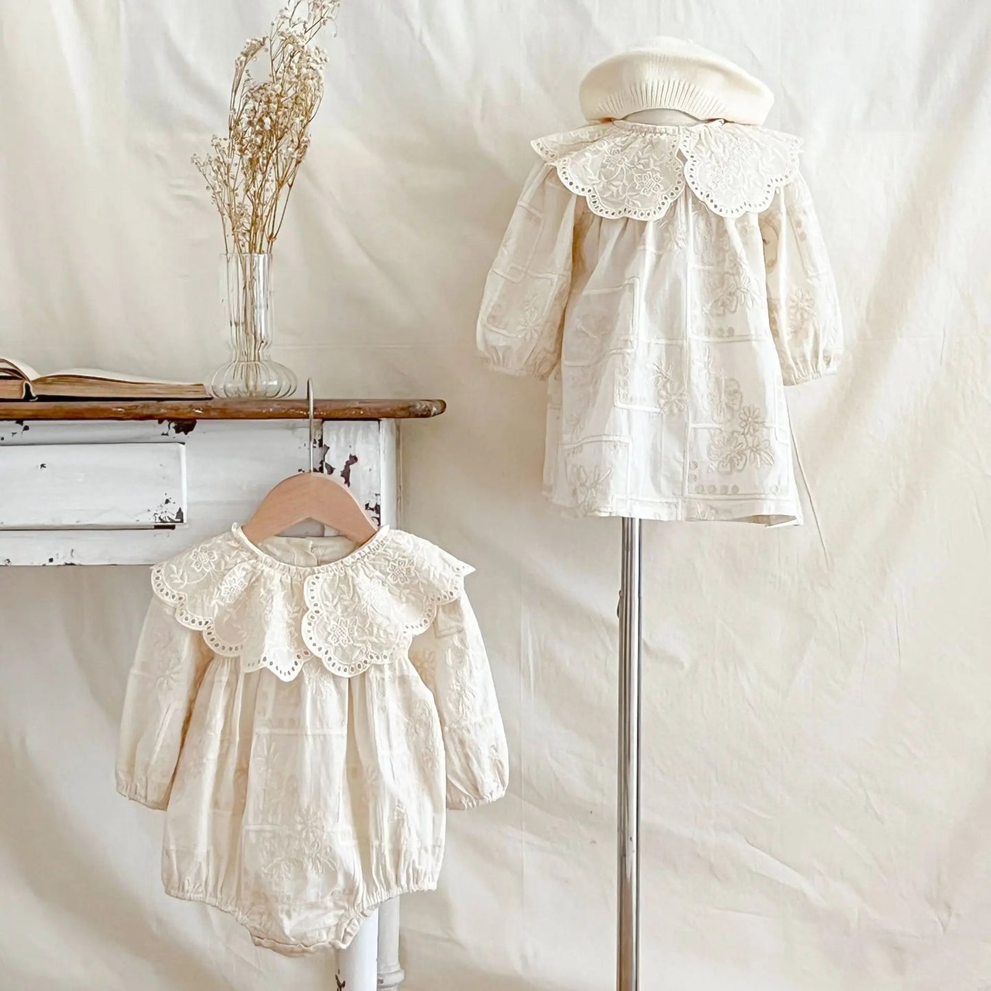 -ベビーロンパース/キッズワンピース レース刺繍襟長袖ボディスーツ/ワンピース リンクコーデ 姉妹 お揃いコーデ - mamahalo shop - 長袖ロンパース -  べビー服 - 子供服 - 男の子 - 女の子