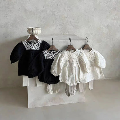 -ベビーロンパース 長袖パフスリーブボディスーツ フラワー花柄レース 2カラー【mh0004801】 - mamahalo shop - 長袖ロンパース -  べビー服 - 子供服 - 男の子 - 女の子