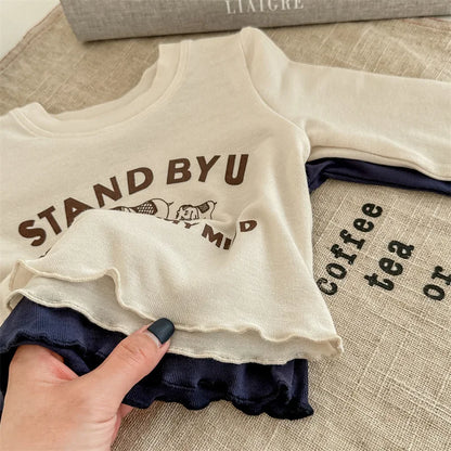 -キッズトップス 長袖Tシャツ 裾袖フリル レターロゴプリント ベージュ/ブルー/2カラー - mamahalo shop - 長袖Tシャツ -  べビー服 - 子供服 - 男の子 - 女の子