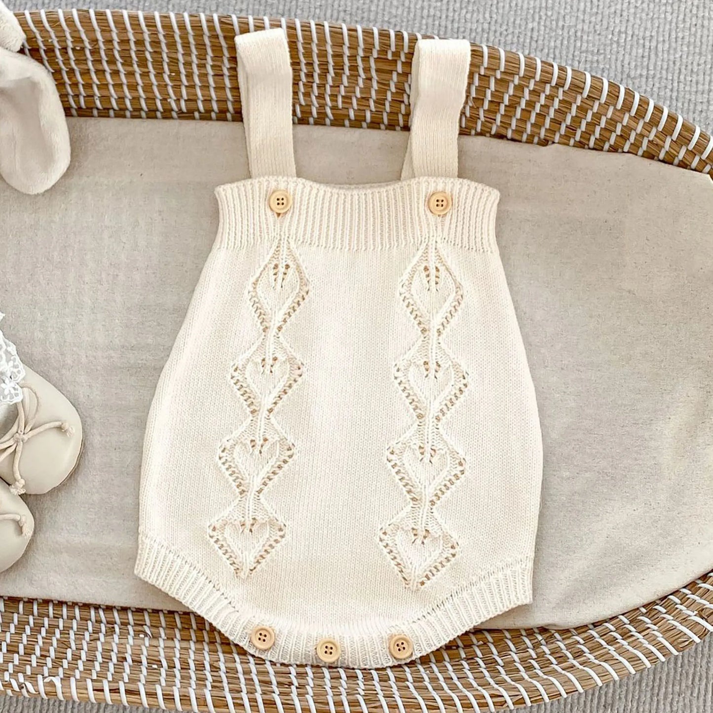 -ベビーカーディガン/ロンパース ニットジャケット/ニットサスペンダーボディスーツ 2カラー【mh0006458】 - mamahalo shop - ロンパースセットアップ -  べビー服 - 子供服 - 男の子 - 女の子