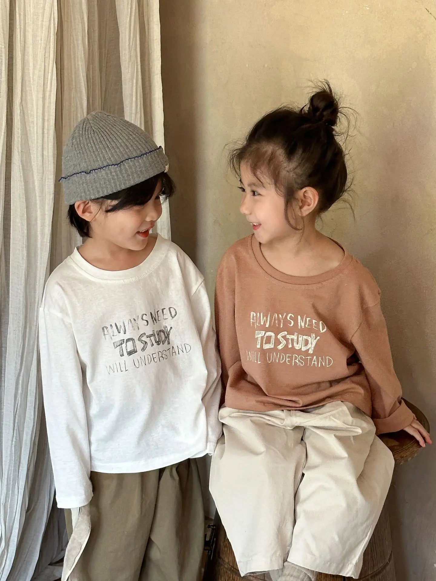 -キッズトップス 長袖Tシャツ レターロゴプリント 2カラー【mh0006155】 - mamahalo shop - 長袖Tシャツ -  べビー服 - 子供服 - 男の子 - 女の子