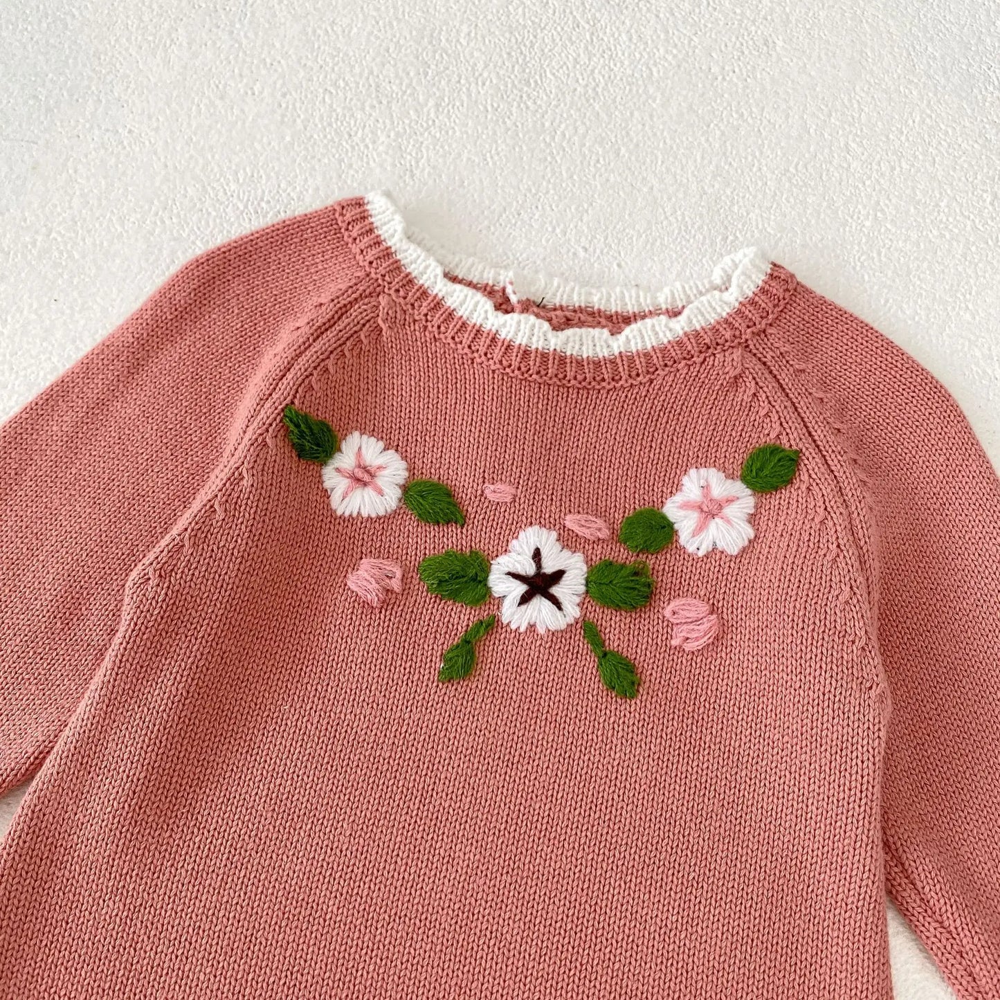 -ベビーロンパース ニット 長袖ボディスーツ フラワー花柄刺繍 ピンク【mh0006565】 - mamahalo shop - 長袖ロンパース -  べビー服 - 子供服 - 男の子 - 女の子