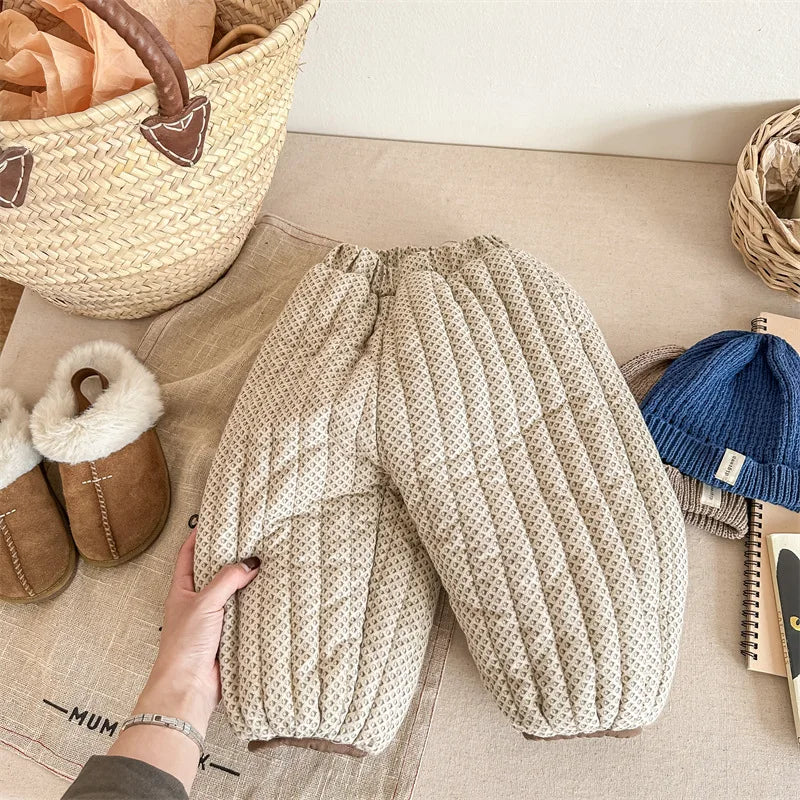 -キッズパンツ キルティング裏ボアフリースパンツ 暖パン 幾何学フラワープリント 2カラー ユニセックス 男の子 女の子 子供服 - mamahalo shop - ロングパンツ・スウェットパンツ -  べビー服 - 子供服 - 男の子 - 女の子