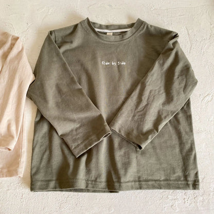 -キッズトップス 長袖レターロゴワンポイントプリントTシャツ 2カラー - mamahalo shop - 長袖Tシャツ -  べビー服 - 子供服 - 男の子 - 女の子