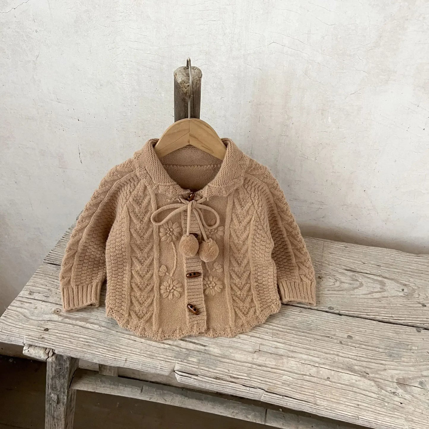 -ベビーキッズカーディガン アラン編みケーブルニットぽんぽん付きニットジャケット 4カラー - mamahalo shop - カーディガン・パーカー -  べビー服 - 子供服 - 男の子 - 女の子