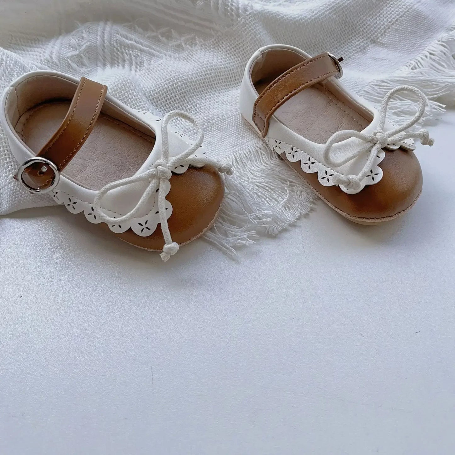 -ベビーシューズ ストラップフラットバレエシューズ ファーストシューズ 靴 - mamahalo shop - ベビー用靴 -  べビー服 - 子供服 - 男の子 - 女の子