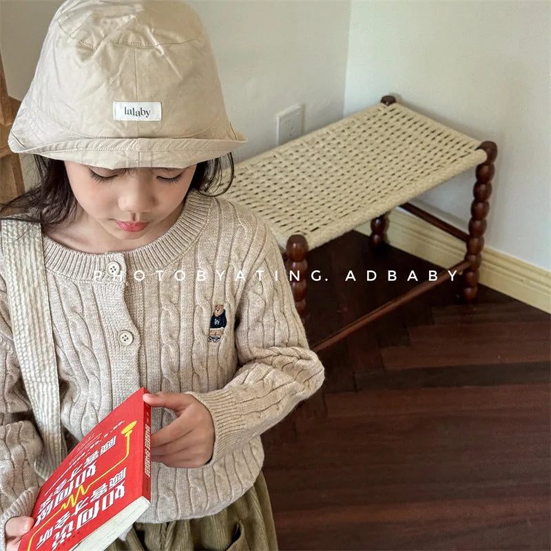 -キッズカーディガン ニットジャケット ベアくま刺繍ワンポイント 3カラー - mamahalo shop - カーディガン・パーカー -  べビー服 - 子供服 - 男の子 - 女の子