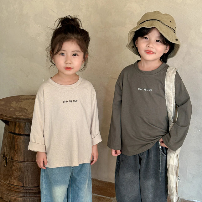 キッズトップス 長袖Tシャツ レターロゴ刺繍ワンポイント 2カラー - mamahalo shop - 長袖Tシャツ -  べビー服 - 子供服 - 男の子 - 女の子