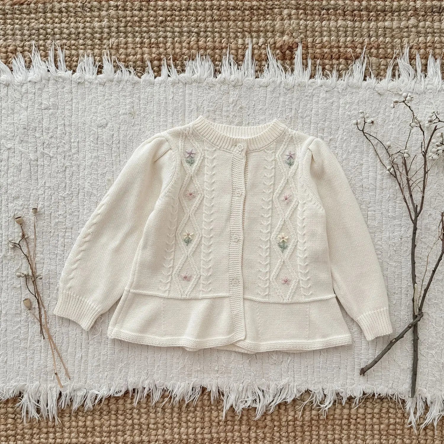 -キッズカーディガン フラワー花柄刺繍ペプラムフリルニットジャケット 2カラー - mamahalo shop - カーディガン・パーカー -  べビー服 - 子供服 - 男の子 - 女の子