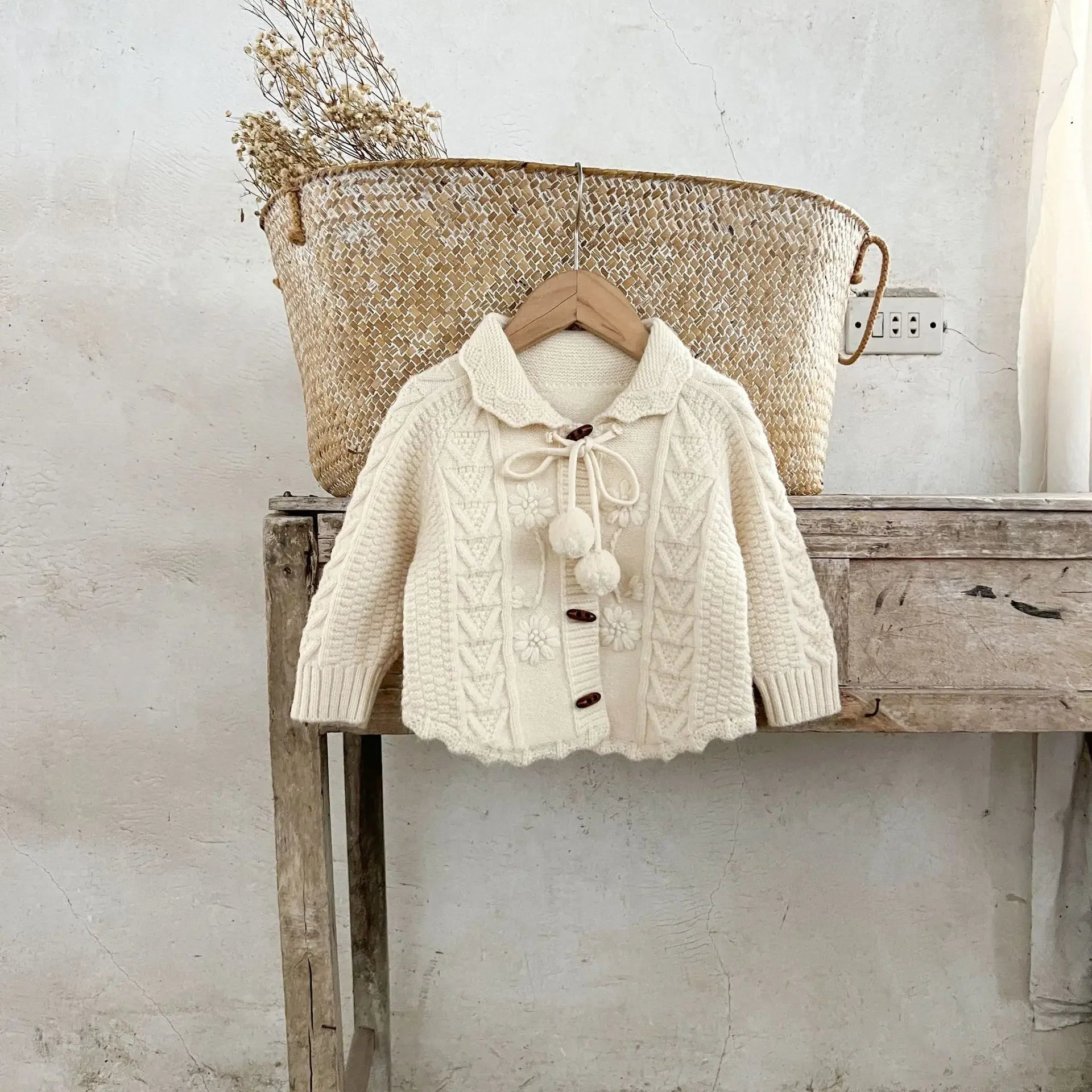 -ベビーキッズカーディガン アラン編みケーブルニットぽんぽん付きニットジャケット 4カラー - mamahalo shop - カーディガン・パーカー -  べビー服 - 子供服 - 男の子 - 女の子