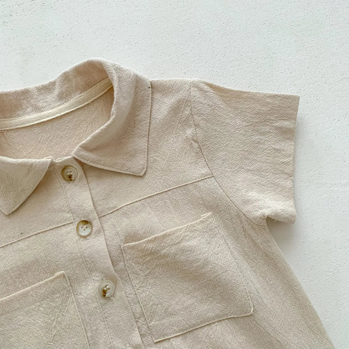 -ベビー シンプル 半袖 シャツ ジャンプスーツ ベージュ グリーン ボーイズ - mamahalo shop - 半袖ジャンプスーツ -  べビー服 - 子供服 - 男の子 - 女の子