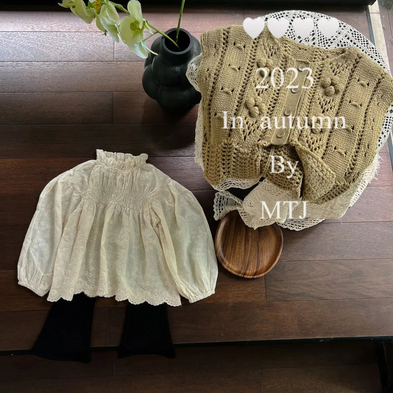 -キッズトップス 長袖ブラウス 刺繍レース シャーリング ドレスシャツ ベージュ - mamahalo shop - 長袖シャツ・ブラウス -  べビー服 - 子供服 - 男の子 - 女の子