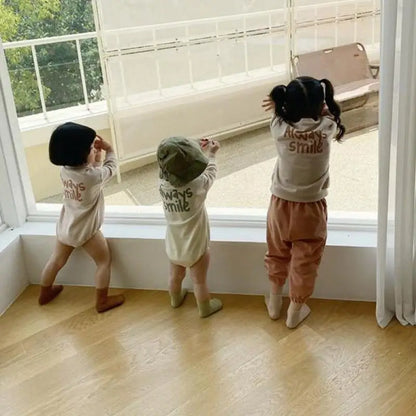 -ベビーセットアップ 2点セット/ロンパース スマイル レターロゴプリント 長袖ロンパース/スウェットシャツ+パンツ 2カラー【mh0004759】 - mamahalo shop - 長袖セットアップ -  べビー服 - 子供服 - 男の子 - 女の子