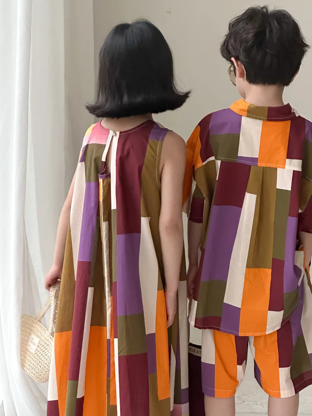 -キッズセットアップ 2点セット/ワンピース ボーイズ半袖シャツ+ショートパンツ/ガールズノースリーブワンピース 幾何学チェック リンクコーデ 兄弟姉妹 お揃いコーデ - mamahalo shop - 半袖セットアップ -  べビー服 - 子供服 - 男の子 - 女の子