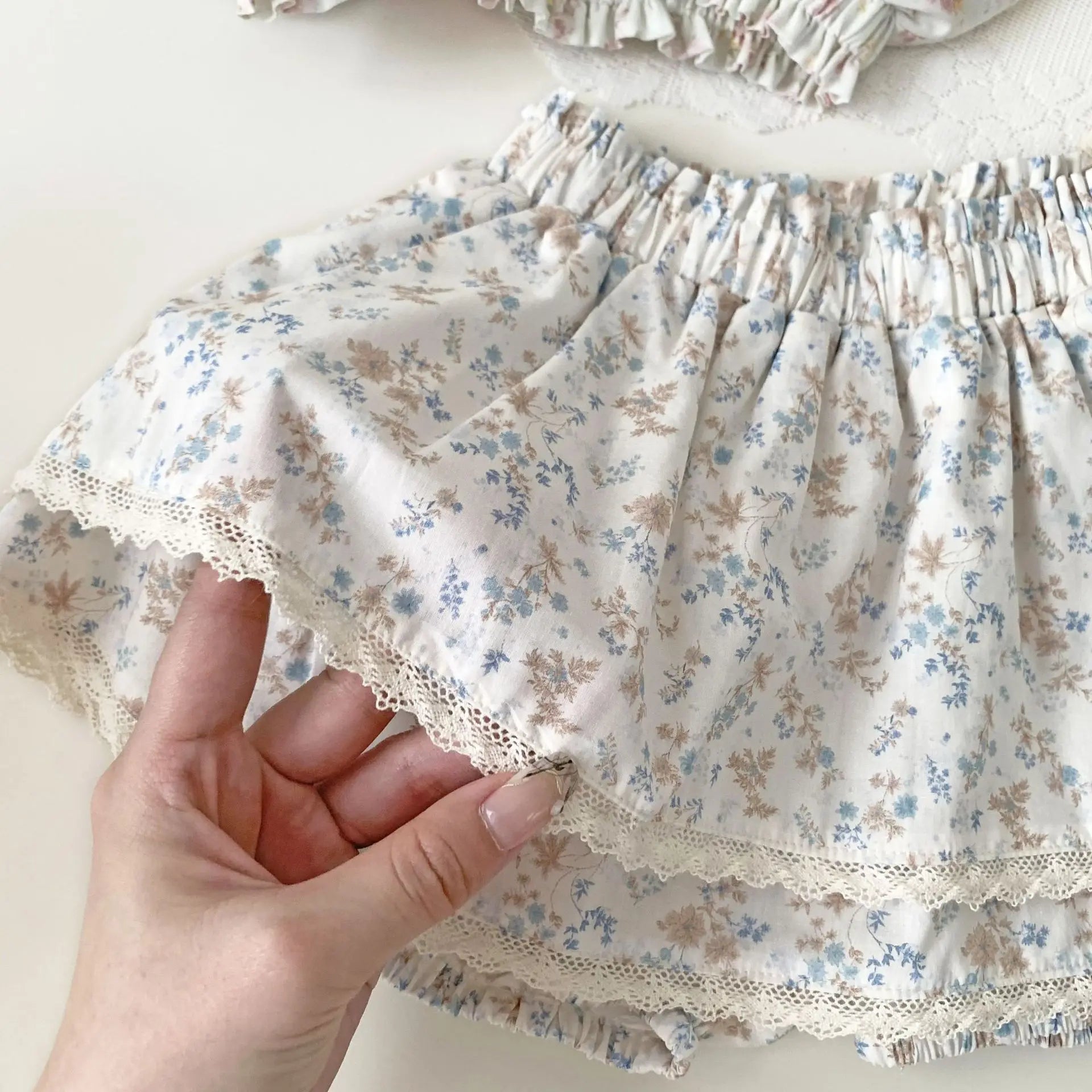 -ベビーキッズパンツ フリルスカートブルマ パンツインスカート フラワー花柄プリント 3カラー - mamahalo shop - ブルマパンツ -  べビー服 - 子供服 - 男の子 - 女の子