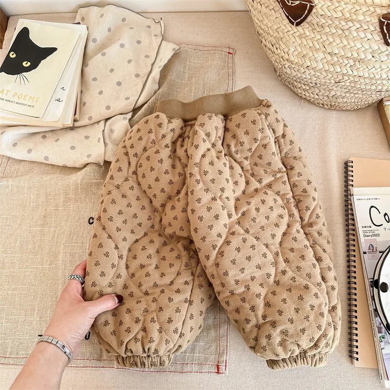 -キッズパンツ キルティング裏フリース フラワー 花柄プリントパンツ 暖パン 2カラー ガールズ 女の子 子供服 - mamahalo shop - ロングパンツ・スウェットパンツ -  べビー服 - 子供服 - 男の子 - 女の子