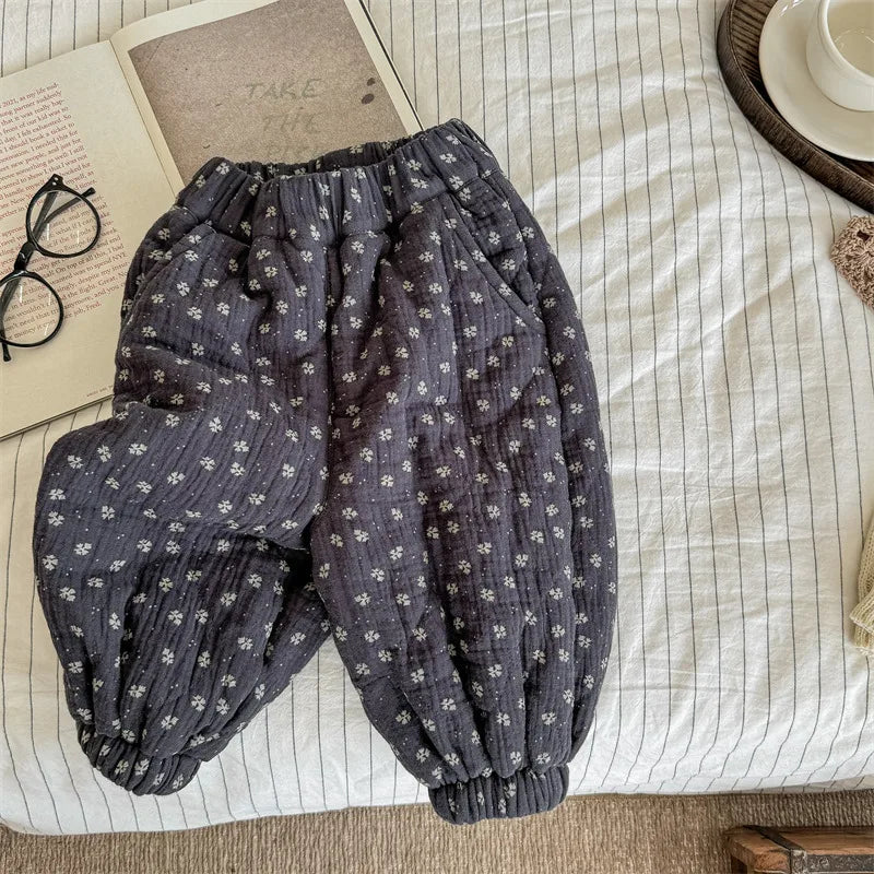 -キッズパンツ フラワープリントキルティング厚手防寒パンツ 2カラー - mamahalo shop - ロングパンツ・スウェットパンツ -  べビー服 - 子供服 - 男の子 - 女の子