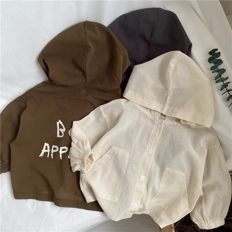 -キッズアウター サマーフーディジャケット カーディガン 日除け 冷房対策 バックロゴプリント 3カラー - mamahalo shop - ショートコート・ジャケット・ジャンパー -  べビー服 - 子供服 - 男の子 - 女の子