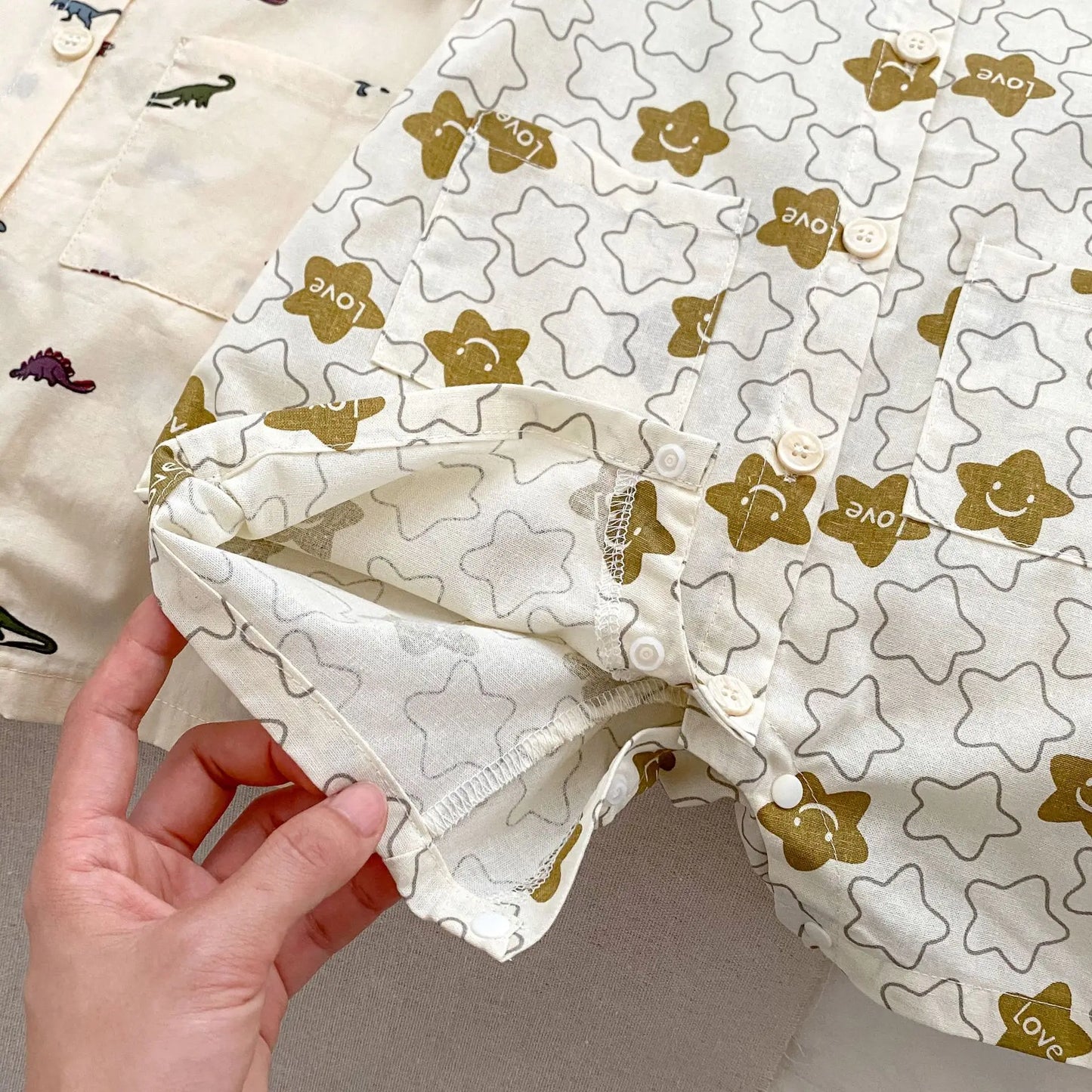 -ベビージャンプスーツ 半袖つなぎ 恐竜ダイナソー/星スタープリント【mh0006312】 - mamahalo shop - 半袖ジャンプスーツ -  べビー服 - 子供服 - 男の子 - 女の子