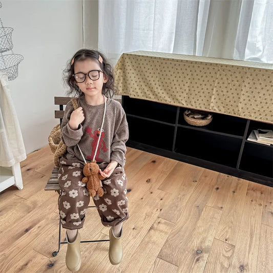 -キッズパンツ ロングルーズパンツ レトロフラワー花柄プリント グレー コーヒー 2カラー - mamahalo shop - ロングパンツ・スウェットパンツ -  べビー服 - 子供服 - 男の子 - 女の子