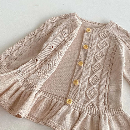 -キッズカーディガン ロングジャケット ペプラムフリル アランニット カーキ【mh0006646】 - mamahalo shop - カーディガン・パーカー -  べビー服 - 子供服 - 男の子 - 女の子