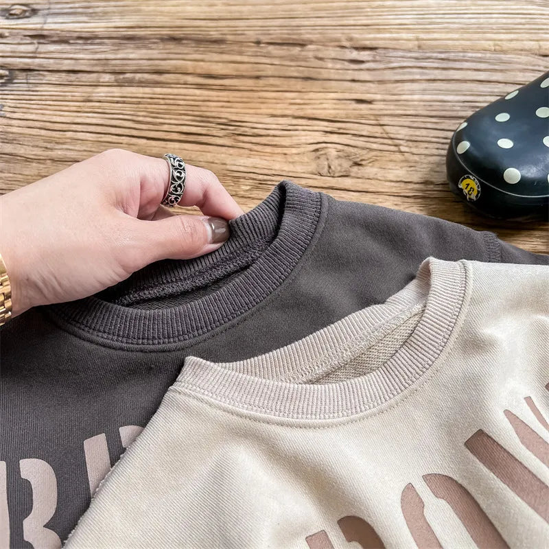 -キッズ レターロゴ スウェット ルーズ プルオーバー 長袖 Tシャツ トップス - mamahalo shop - 長袖Tシャツ -  べビー服 - 子供服 - 男の子 - 女の子