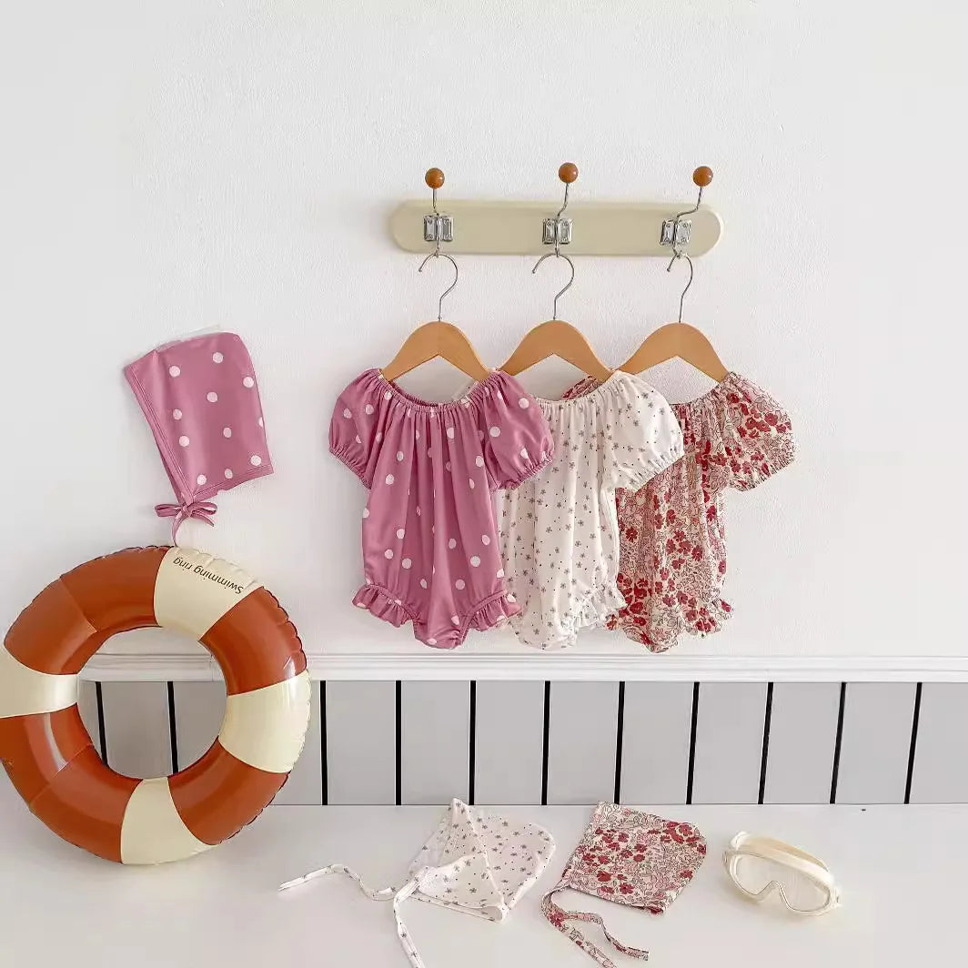 -ベビー水着 帽子セット 半袖パフスリーブ ワンピース フラワー花柄/水玉ドットプリント ガールズスイムウェア【mh0005268】 - mamahalo shop - ベビー用水着 -  べビー服 - 子供服 - 男の子 - 女の子