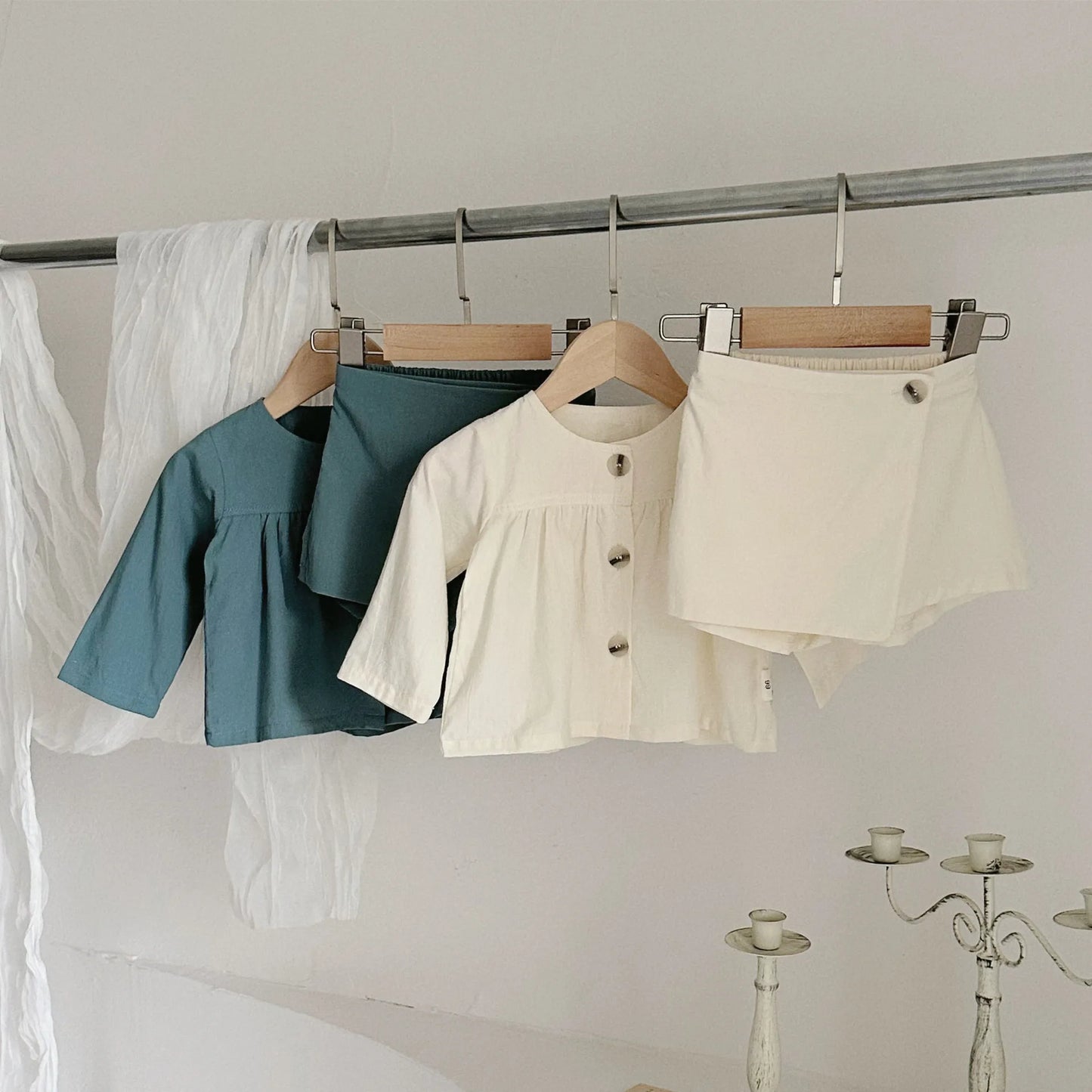 -ベビーセットアップ 2点セット 長袖チュニックブラウス+ラップショートパンツ 2カラー - mamahalo shop - 長袖セットアップ -  べビー服 - 子供服 - 男の子 - 女の子