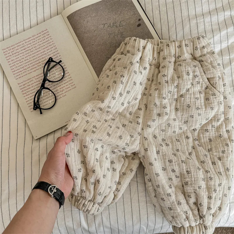 -キッズパンツ フラワープリントキルティング厚手防寒パンツ 2カラー - mamahalo shop - ロングパンツ・スウェットパンツ -  べビー服 - 子供服 - 男の子 - 女の子