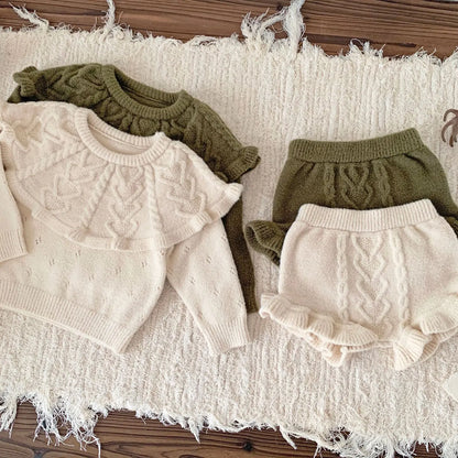 -ベビーキッズセットアップ 2点セット ハートビッグケープ襟長袖ニットセータートップス+フリルショートパンツブルマ 2カラー - mamahalo shop - 長袖セットアップ -  べビー服 - 子供服 - 男の子 - 女の子