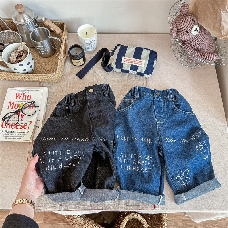 -キッズ デニム レターロゴ 象 刺繍 ルーズ パンツ ジーンズ ジーパン ボーイズ - mamahalo shop - デニムパンツ -  べビー服 - 子供服 - 男の子 - 女の子