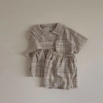 -キッズセットアップ 2点セット 半袖シャツ+ショートパンツ レトロ 無地/チェック 2カラー【mh0005461】 - mamahalo shop - 半袖セットアップ -  べビー服 - 子供服 - 男の子 - 女の子