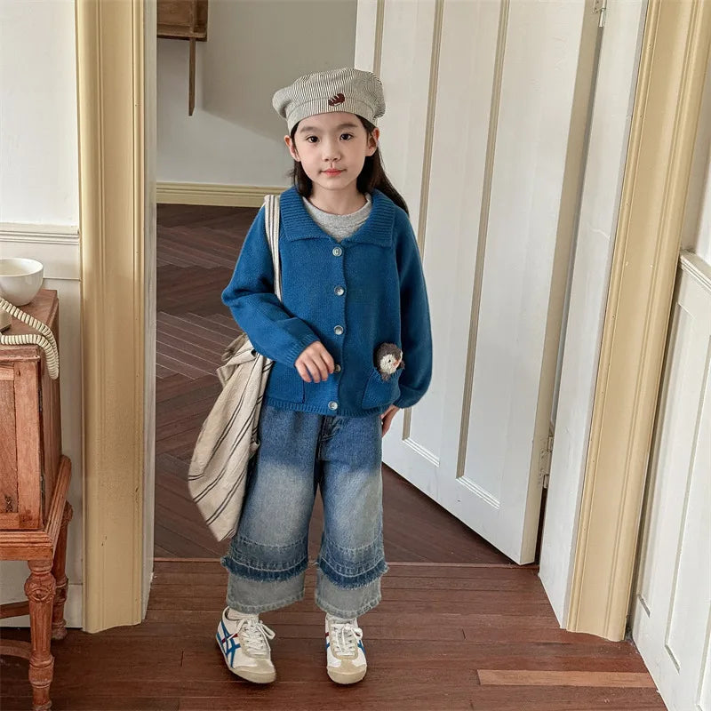 -キッズカーディガン バックレターロゴ刺繍襟付きニットジャケット 2カラー - mamahalo shop - カーディガン・パーカー -  べビー服 - 子供服 - 男の子 - 女の子