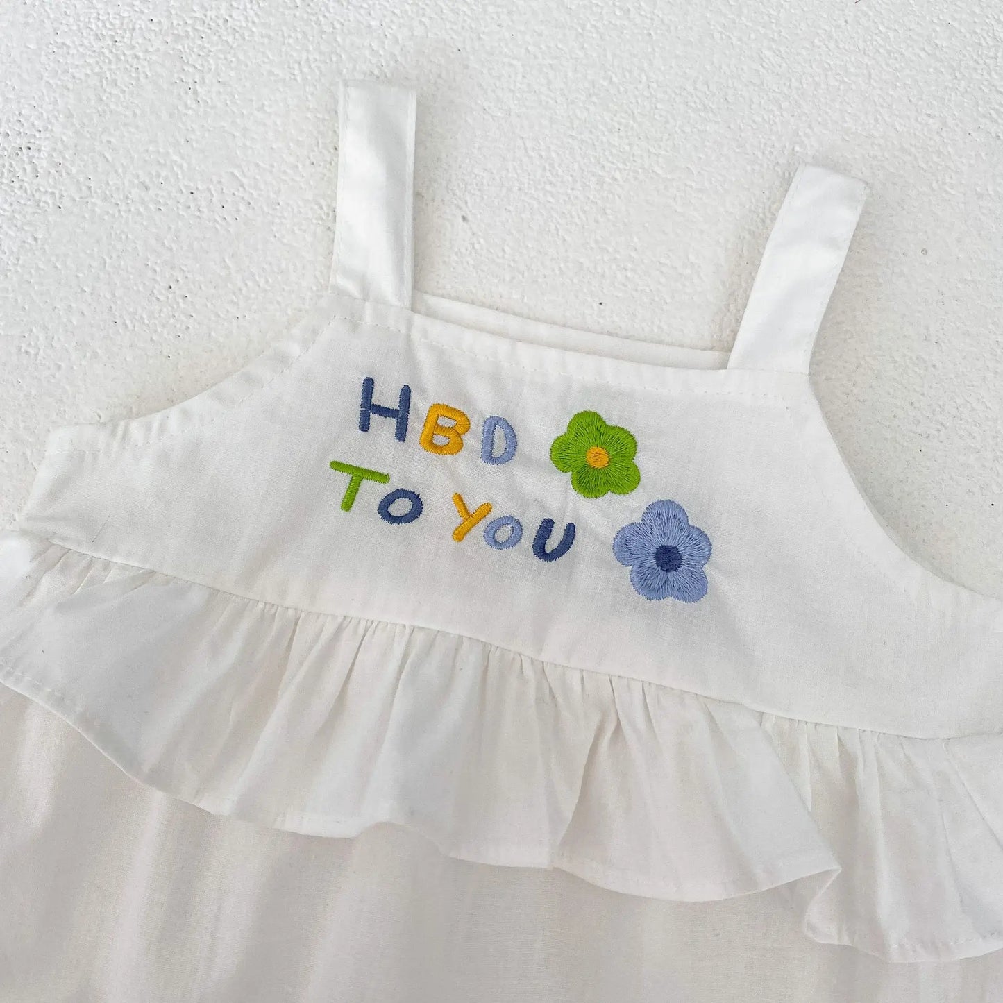 -ベビーロンパース キャミソールフリルボディスーツ バースデー フラワー花柄刺繍【mh0004946】 - mamahalo shop - ノースリーブロンパース -  べビー服 - 子供服 - 男の子 - 女の子