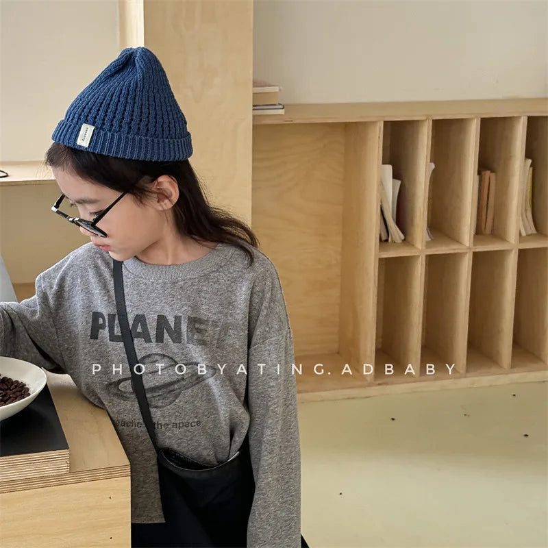 -キッズトップス 長袖プリントTシャツ PLANET ロゴプリント 2カラー - mamahalo shop - 長袖Tシャツ -  べビー服 - 子供服 - 男の子 - 女の子