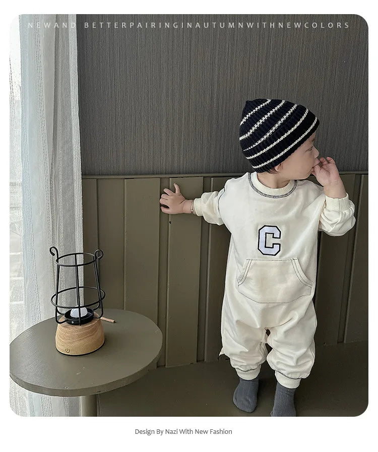 -ベビーロンパース 長袖ジャンプスーツ ポケット レターロゴワンポイント ベージュ/ブラック/2カラー - mamahalo shop - 長袖ロンパース -  べビー服 - 子供服 - 男の子 - 女の子