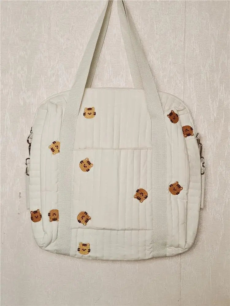 -キルティング くま ベア オリーブ フラワー 刺繍 ショルダー ママバッグ ストローラー ベビーカー - mamahalo shop - マザーズバッグ -  べビー服 - 子供服 - 男の子 - 女の子