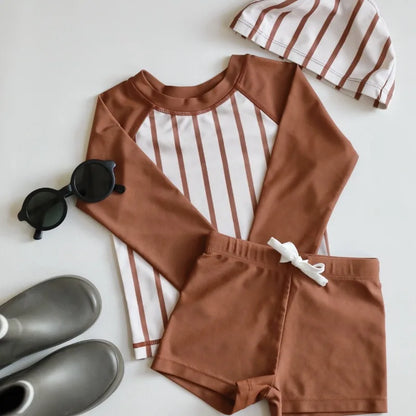 -キッズ水着 ボーイズ 長袖 セパレート トップス+パンツ+帽子セット ストライプ スイムウェア【mh0005993】 - mamahalo shop - ベビー用水着 -  べビー服 - 子供服 - 男の子 - 女の子